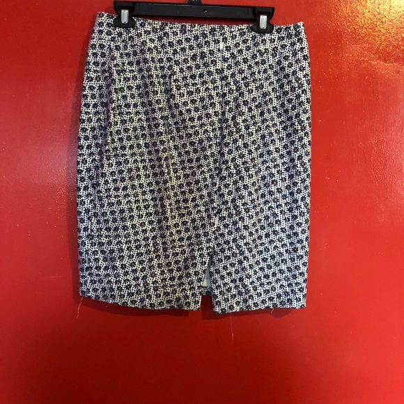 Dress skirt - Picture 2 of 3